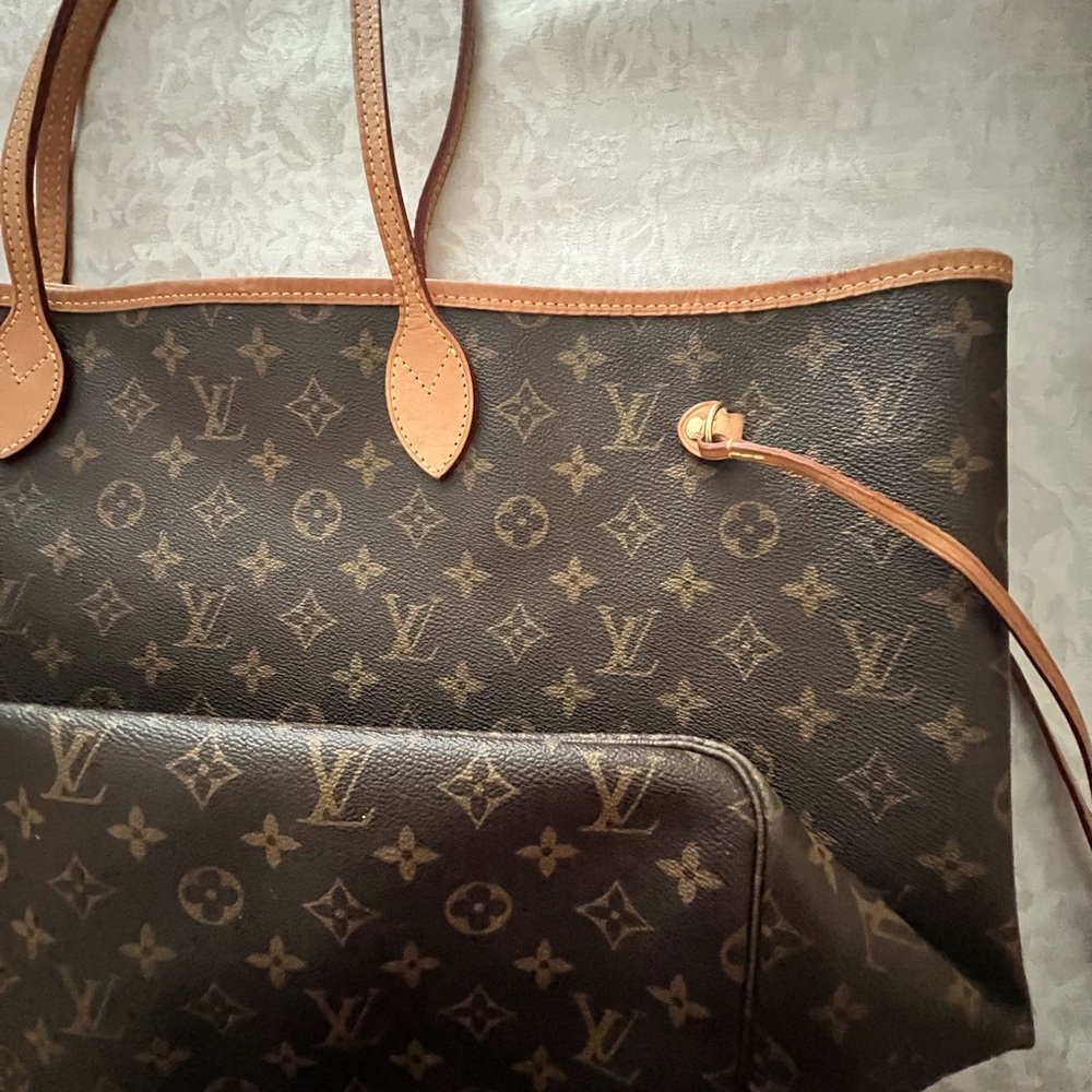 LOUIS VUITTON NEVERFULL GM MONOGRAM Authenticated - Picture 11 of 16
